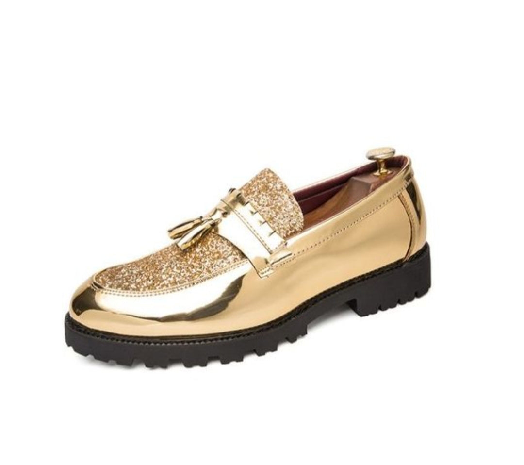 Men's Glossy Golden Tassel Brogue Loafers – Formal Slip-On Dress Shoes